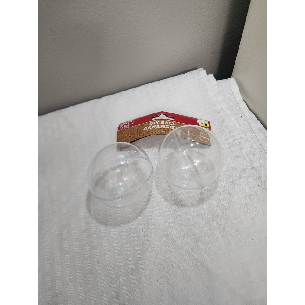 Holiday Style DIY Ball Ornaments Clear Fillable Plastic 2 Count Crafting Set